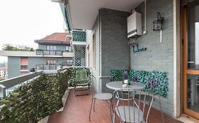Pasteur Modern Studio With Terrace!